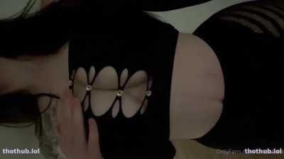 LadyMae0 tease