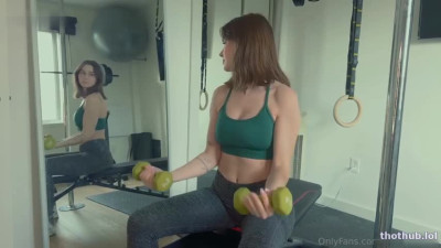 Ummmbrella Sex On The Weight Bench