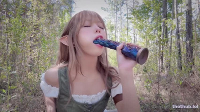 KittyxKum - Outdoor Elf Girl x Tentacle Dildo x Squirting