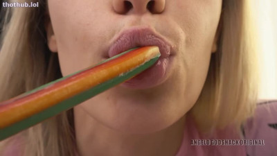 OnlyFans leaked Rika Fane pissing on HDthot