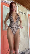 OnlyFans leaked QiraRose public tease on HDthot