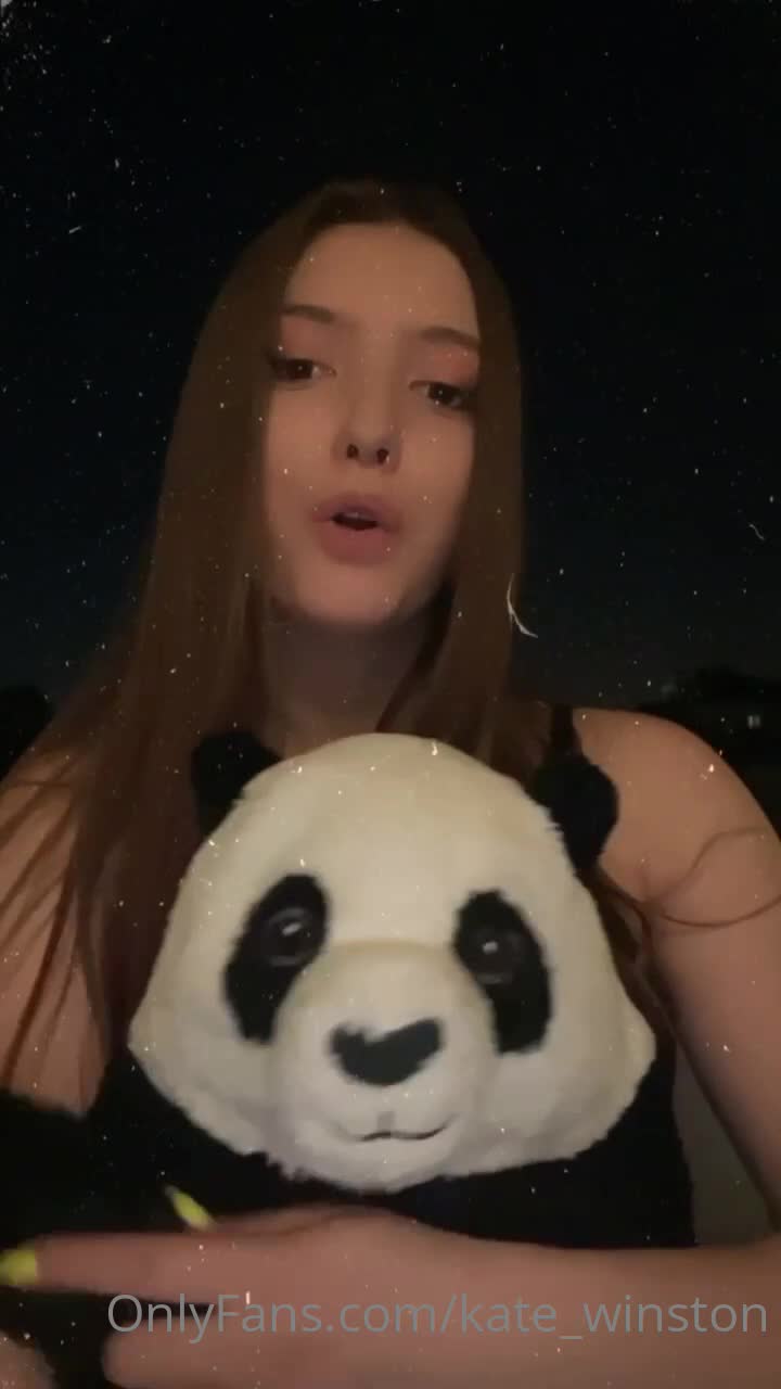 ka2y_w1nston OnlyFans leaked I love our Russian music, and u? on HDthot