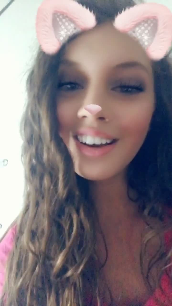elenakoshkaxoxo OnlyFans leaked Singing russian church songs on set on HDthot
