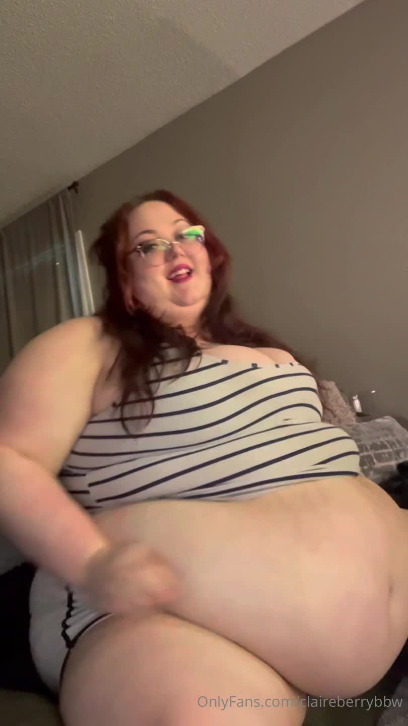 claireberrybbw OnlyFans leaked Claireberrybbw - Stuffing this gut on HDthot