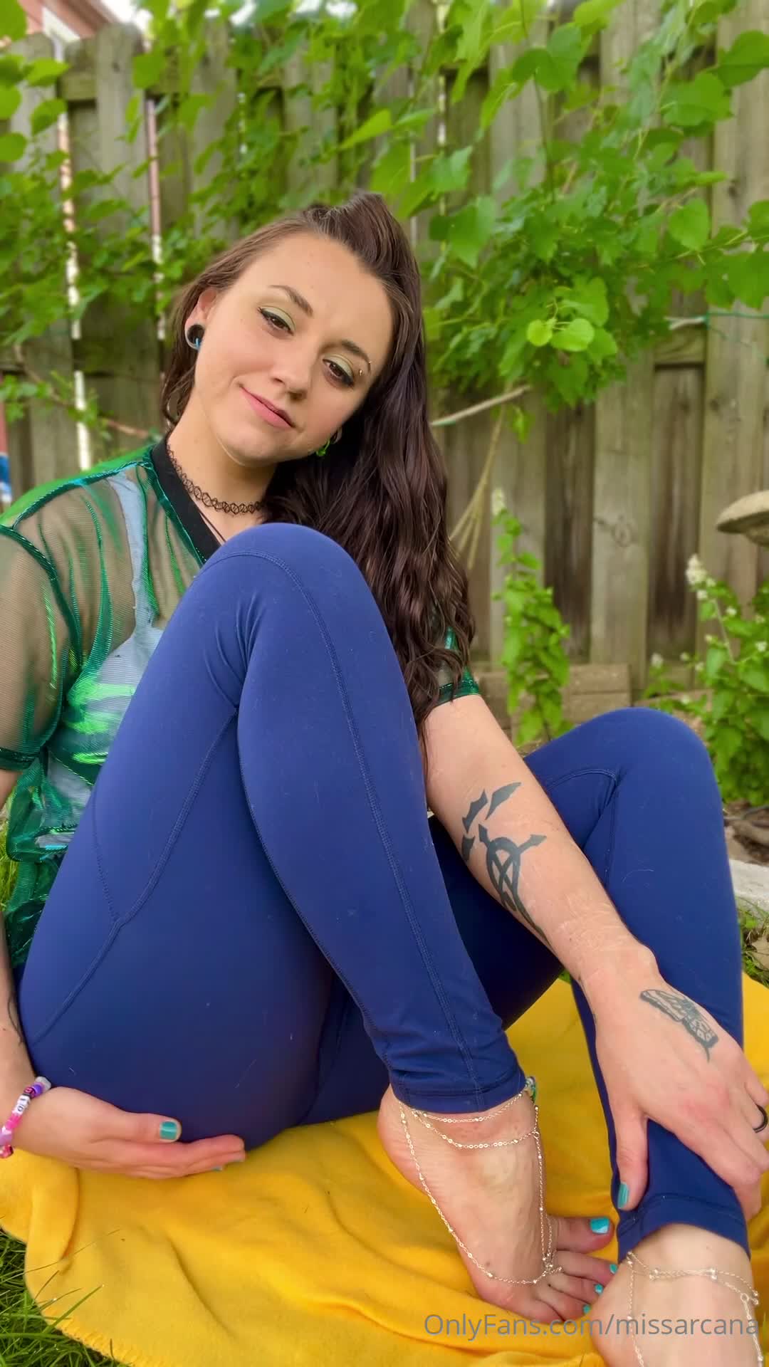 Missarcana - this video is kinda like a mini premium video. it's four min..