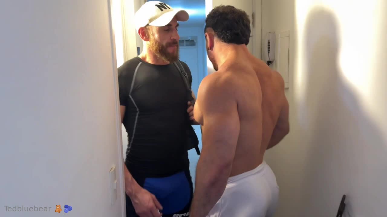 tedbluebear OnlyFans leaked Tedbluebear - Homecare Massage - part 1The muscular guy heard a friend abo.. on HDthot