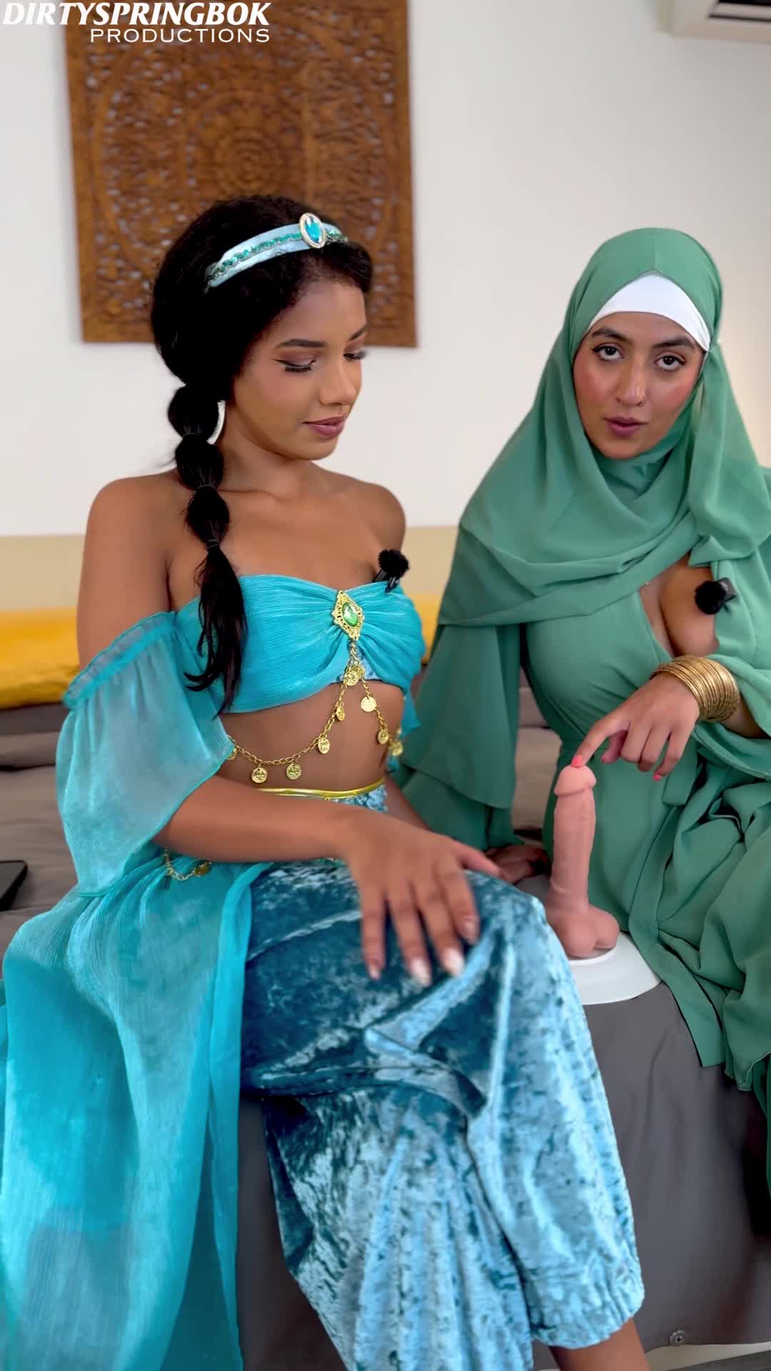 Aaliyah.yasin - 𝐅𝐮𝐥𝐥 𝐕𝐢𝐝𝐞𝐨 𝐀𝐚𝐥𝐢𝐲𝐚𝐡 & 𝐀𝐦𝐢𝐫𝐚 𝐡𝐞𝐥𝐩 𝐲𝐨𝐮 𝐜𝐮𝐦ғᴛ. @arabamira 𝟺ᴋ ᴠɪᴅ..