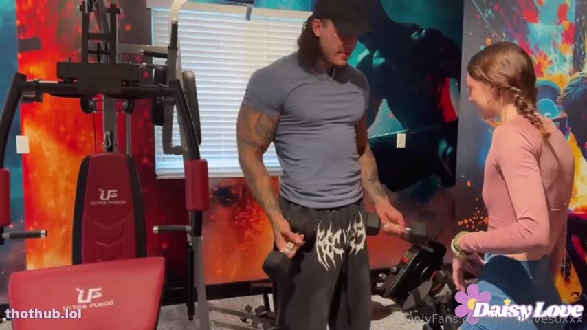 Shrooms Q Aka Daisy Love - Flirt With The Big Buff Dude
