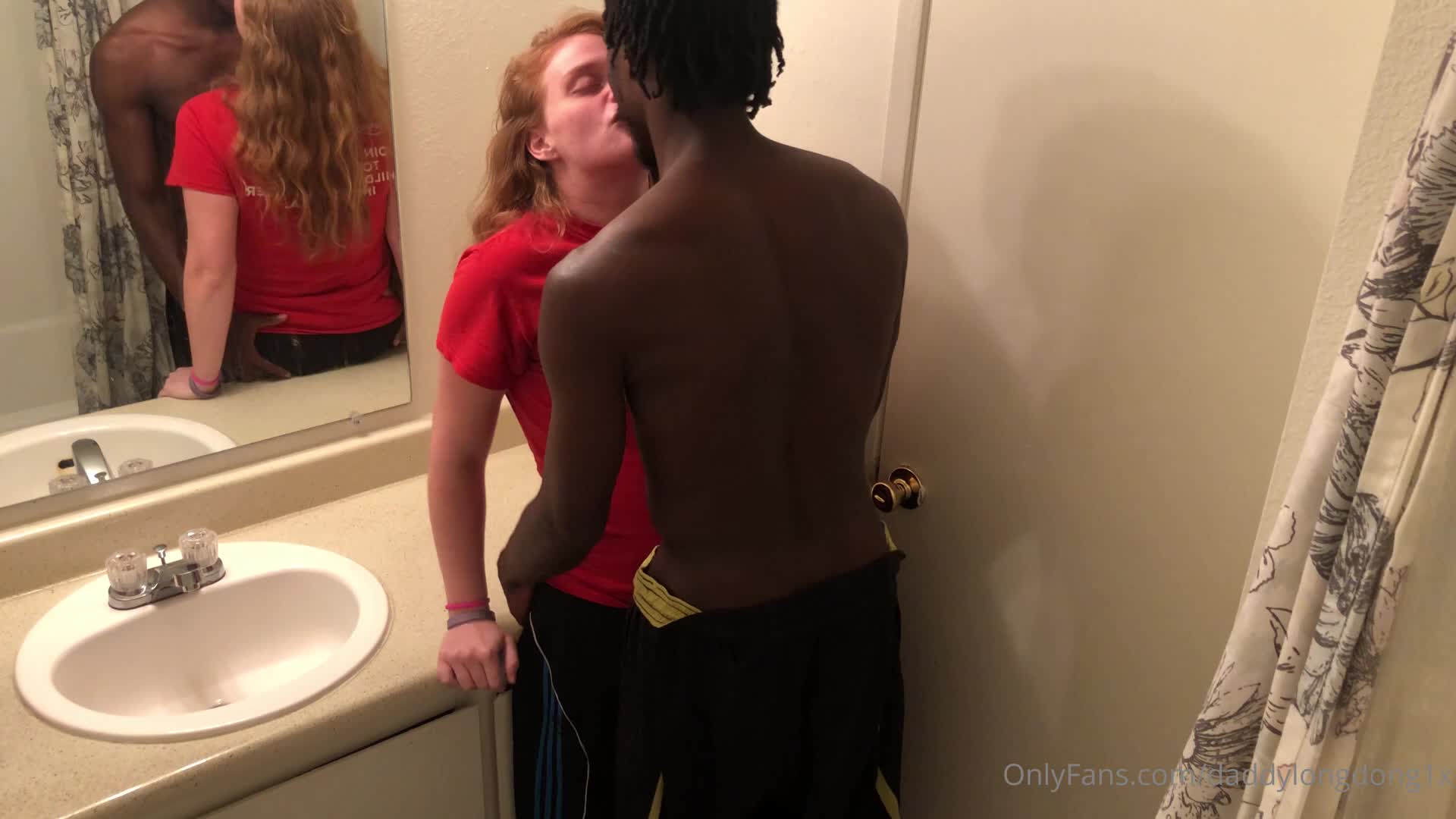 daddylongdong1x OnlyFans leaked Daddylongdong1x - Throwback of pregnant redhead getting the BBC in the bathroo.. on HDthot