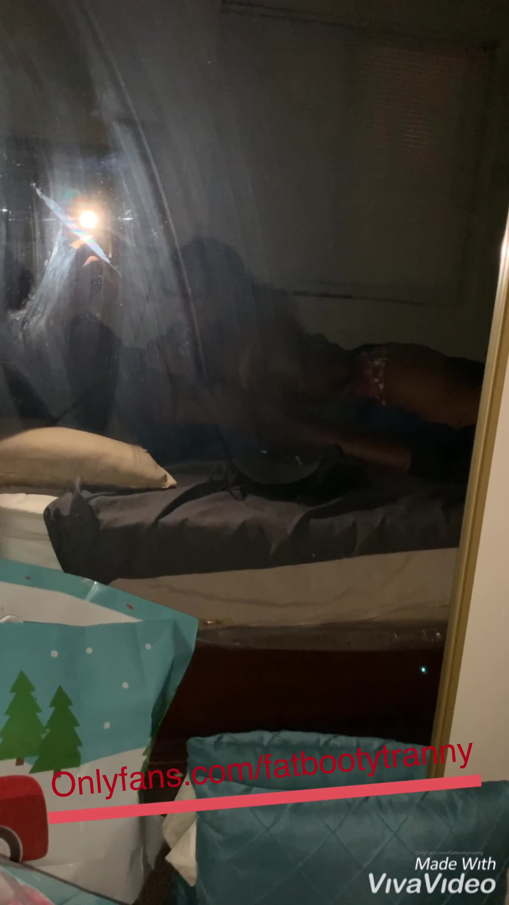 Fatbootytranny -  Sucking This Big Black Fat Dick