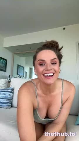 Tori Black squirt in Liveshow