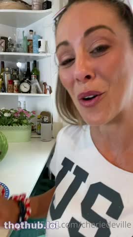 Cherie Deville - Blowjob In The Kitchen POV
