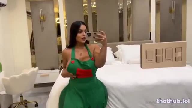 OnlyFans leaked GRACIE BON GETS A CHRISTMAS CREAMPIE!!! on HDthot