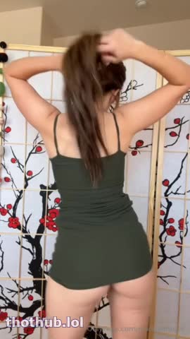 Maddiemochi strip tease