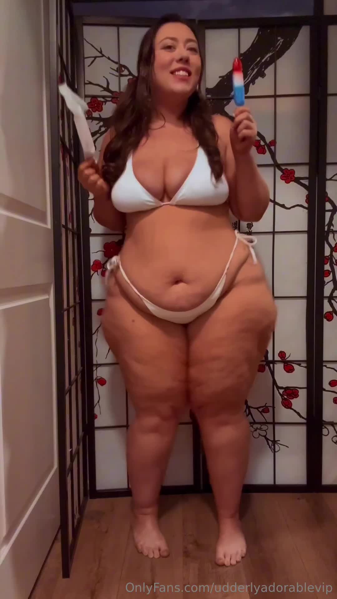 Udderlyadorablevip - Please enjoy your August Free Full Clip. I got so excited ..