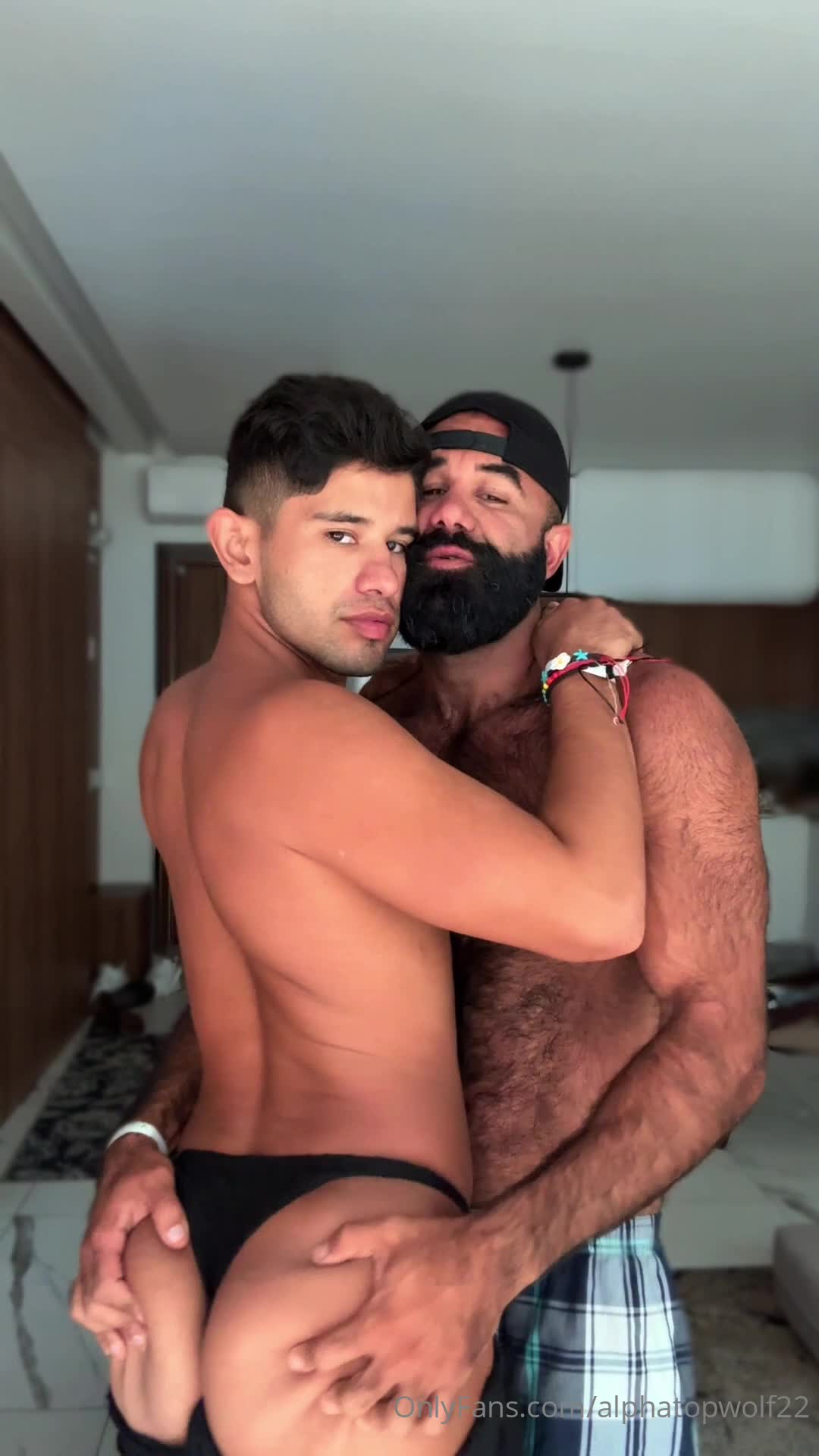 Alphatopwolf22 - Went all the way to Mexico for this beautiful bottom....agai..