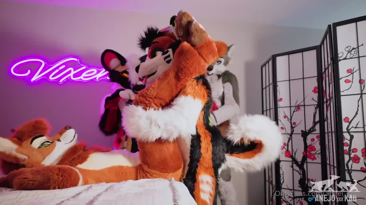 Angel_pups - FURRED UP & FUCKED - VIXEN TAGTEAMOne needy vixen. Four rele..
