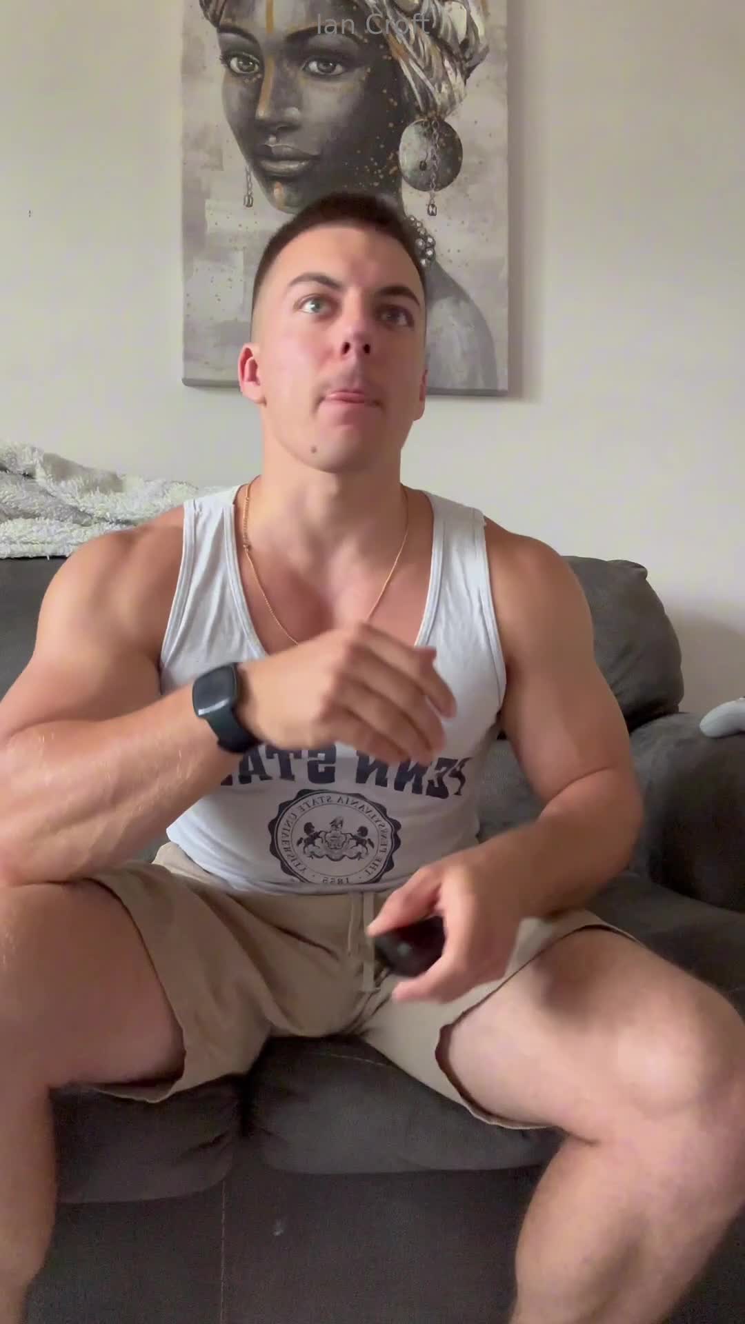 ian_croft OnlyFans leaked Ian_croft - You called your straight friend in the middle of the PSU gam.. on HDthot