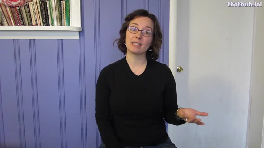 TheMilkinMama Francie Webb shows how tro milk big boobs