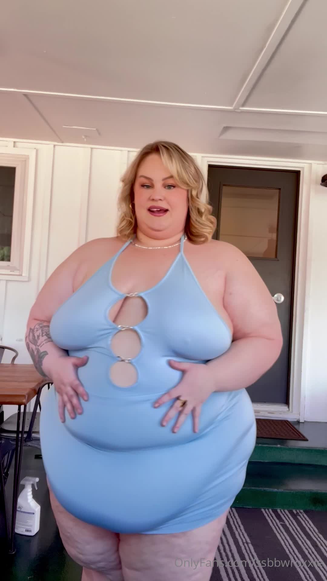 ssbbwroxxie OnlyFans leaked Ssbbwroxxie - Remember this dress? It doesn’t fit the same as it did a yea.. on HDthot