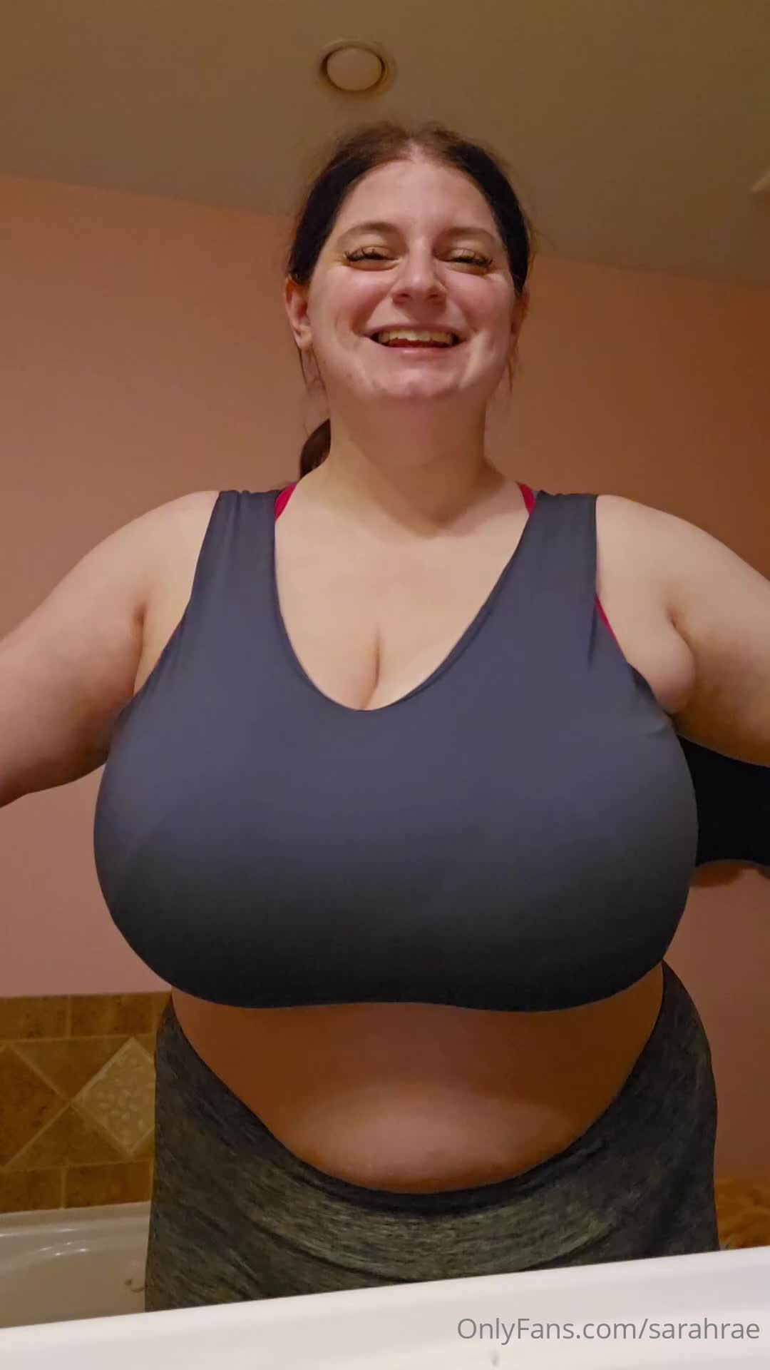 sarahrae OnlyFans leaked Sarahrae - Taking off my bra after my workout. I meant to post this yes.. on HDthot