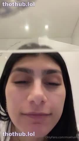 Mia Khalifa best nude vid