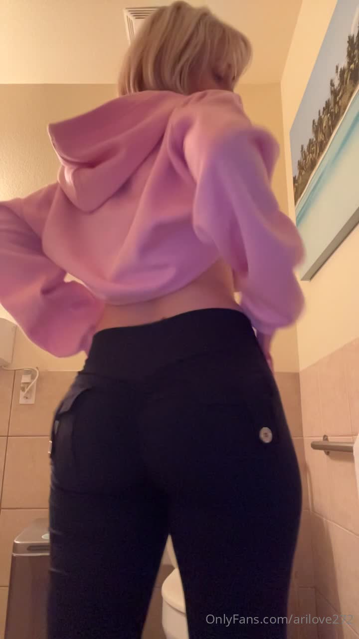 arilove272 OnlyFans leaked Arilove272 - Cum on my ass baby I want to be a hot sticky mess when I wal.. on HDthot