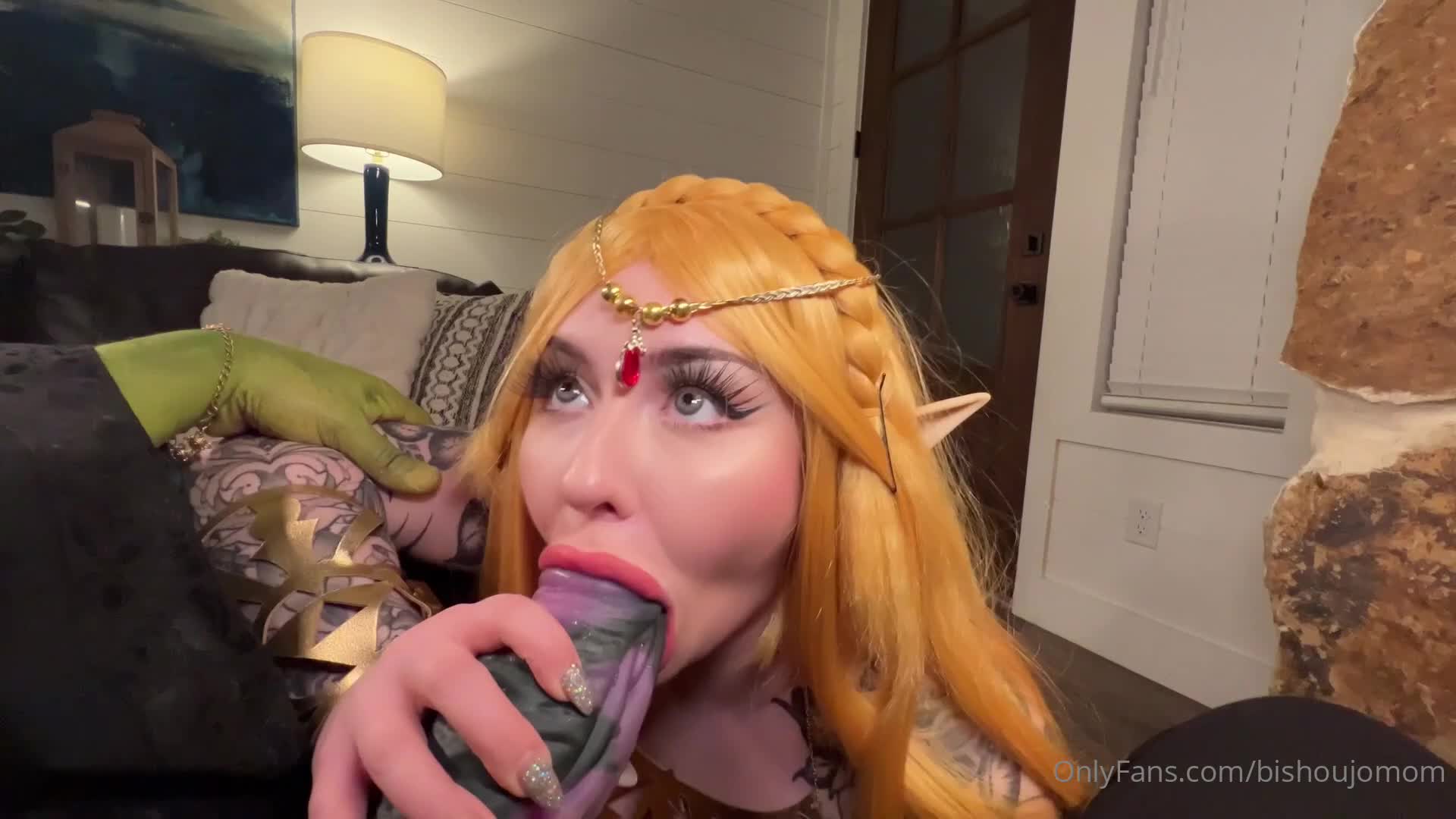 Bishoujomom - First look at Ganondorf X Zelda  That cock is HUGE!! It’s ..