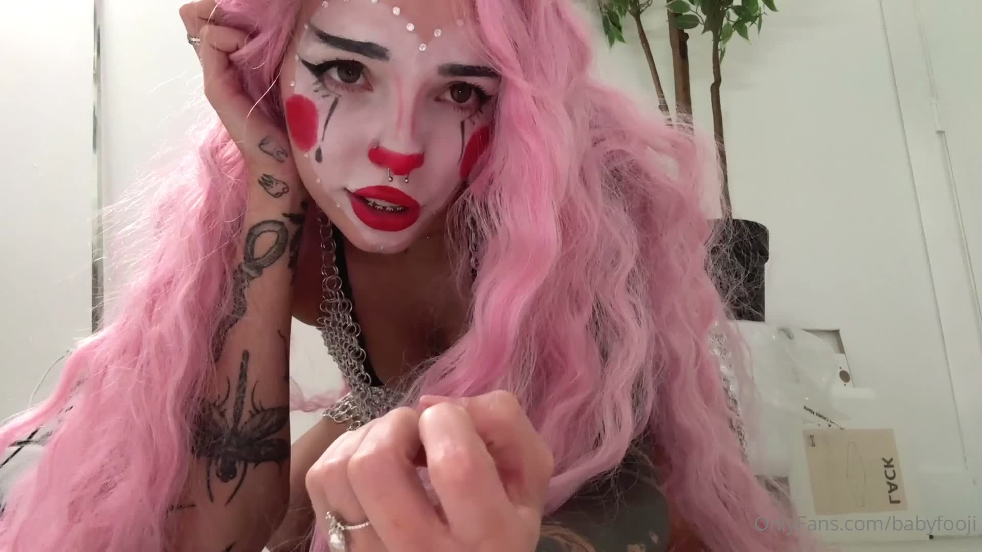 Babyfooji - Can I stroke your cock like this?  (8:45mins, go to 6:45 ..