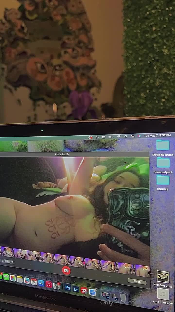 Midoribug - sick in bed :( come cuddle
