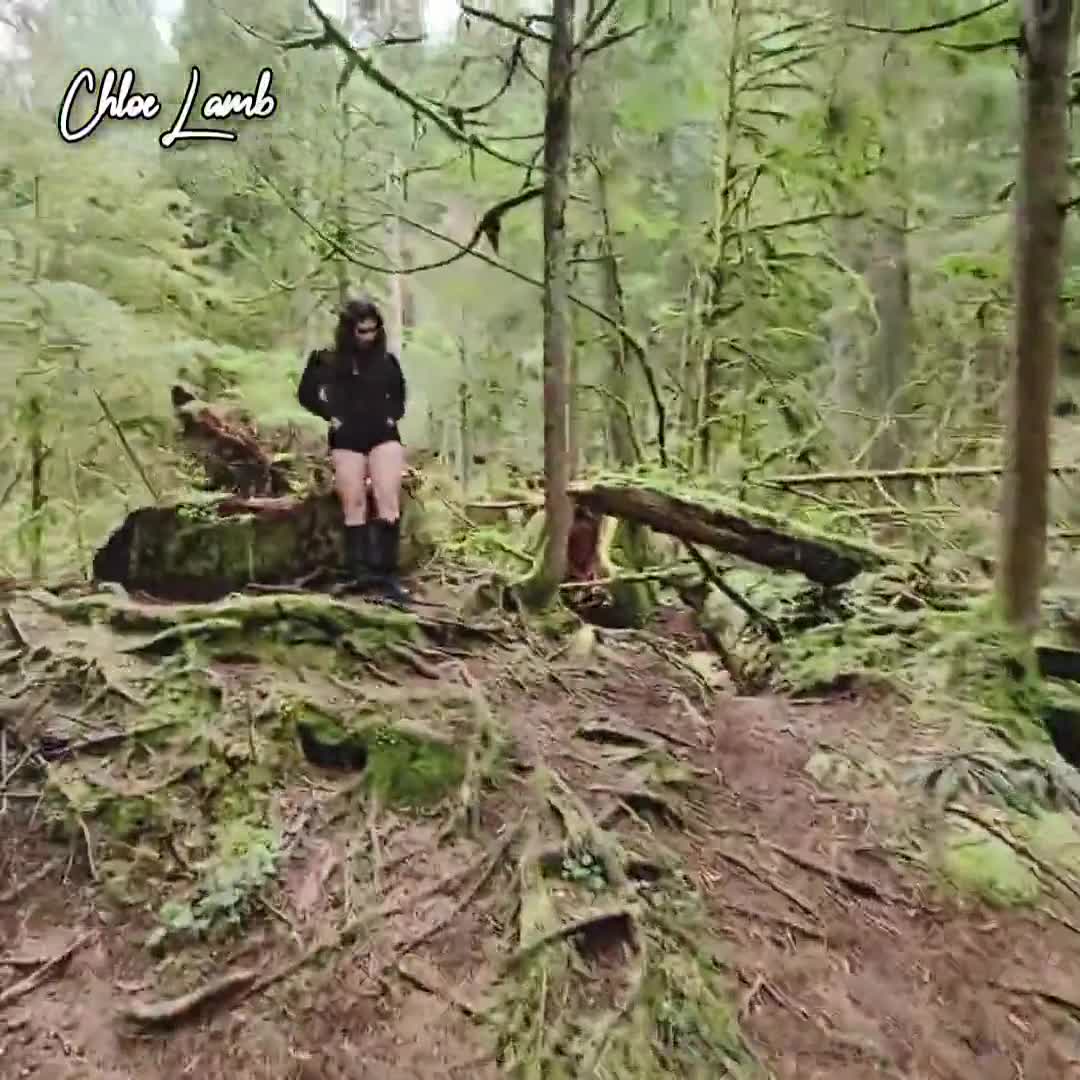 Chloe Lamb Nude Outdoor Blowjob OnlyFans Video Leaked