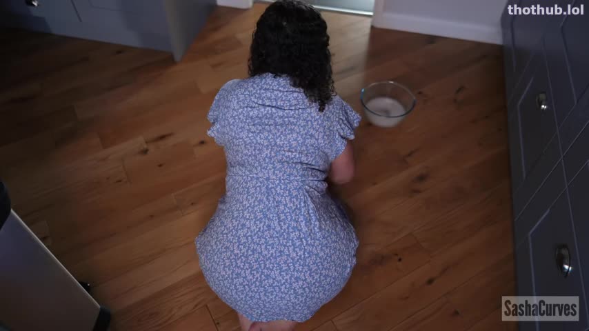 Sashacurves in Free Using Step-Mom To Cuck Your Wife