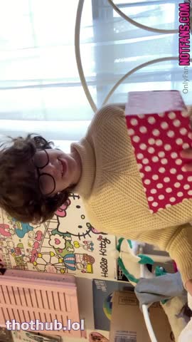 Coellopetite public vibrator masturbation