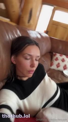 Rachel Cook - Comfy Couch
