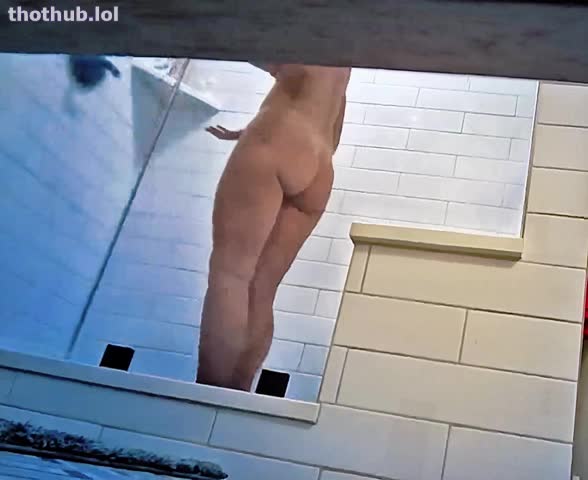 Voyeur Hidden Cam: Sexy Wife’s 8 Minute Shower (Full Video)