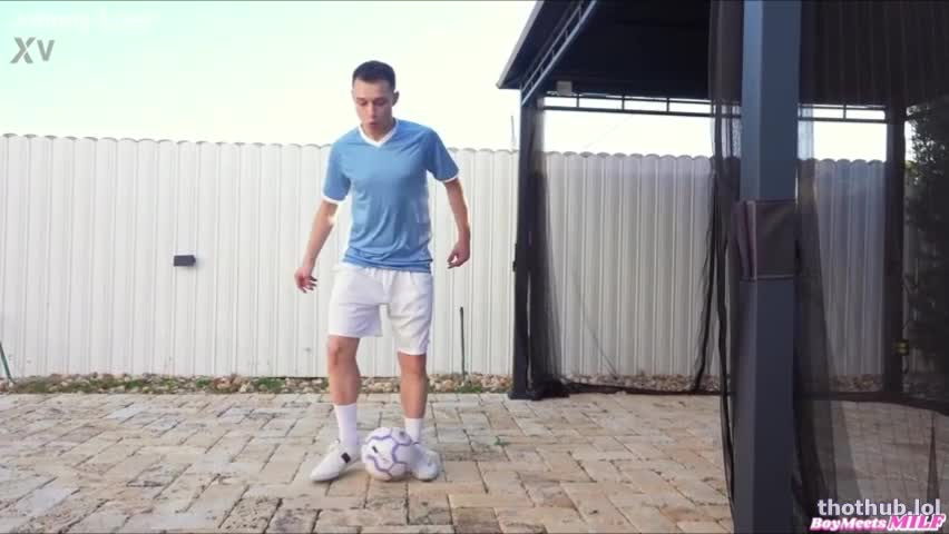 Raissa Bellini - Barcelona fan Soccer Stepmom Fucks Stepson