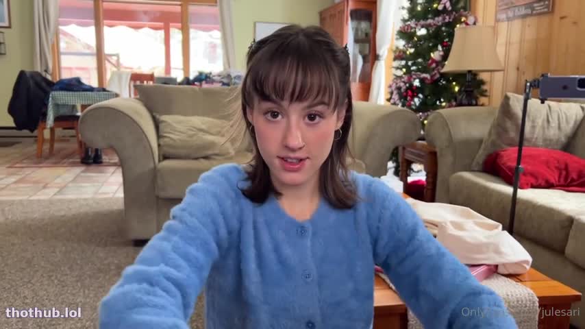 JulesAri Blows And Gets Fucked In Blue Shirt