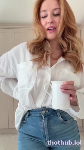 oliviafleur Girl next door Solo play