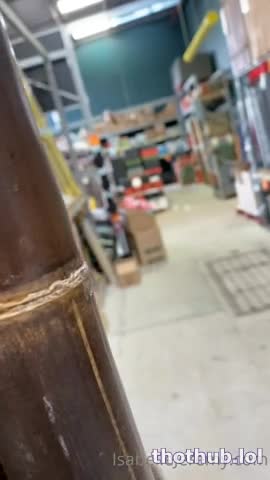 Isabelle Eleanore Sucks Her BF's Pipe In The Warehouse While Shopping