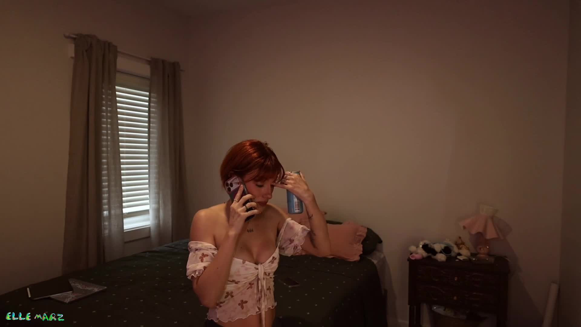Elle Marz – I don't wanna share