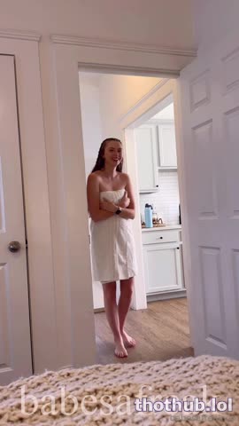 Babesafreak  Rides Her Roommate's Dick In Cowgirl