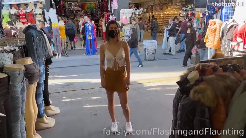 FlashingEmma Teasing Strangers In Public