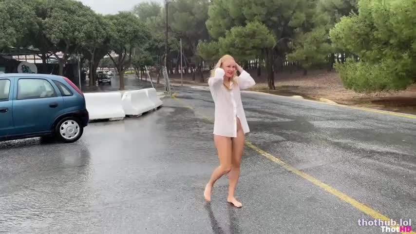 OnlyFans leaked IviRoses - Rainy Day Wet in Public on HDthot