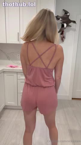 Vicky Stark OnlyFans leaked Vicky Stark Pink pussy touch try-on on HDthot