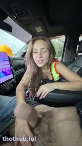 Anyalacey Gets Facial After Sex In The Back Seat