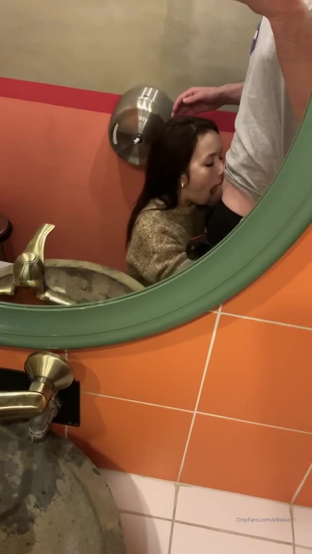 Ellie Leen Sucks And Fucks In A Public Stall - Sex - Blowjob - Public - Dutch - Public Restroom - Shameless - Risky Hookup - Amsterdammer - Public Sex - Dutch Blowjob