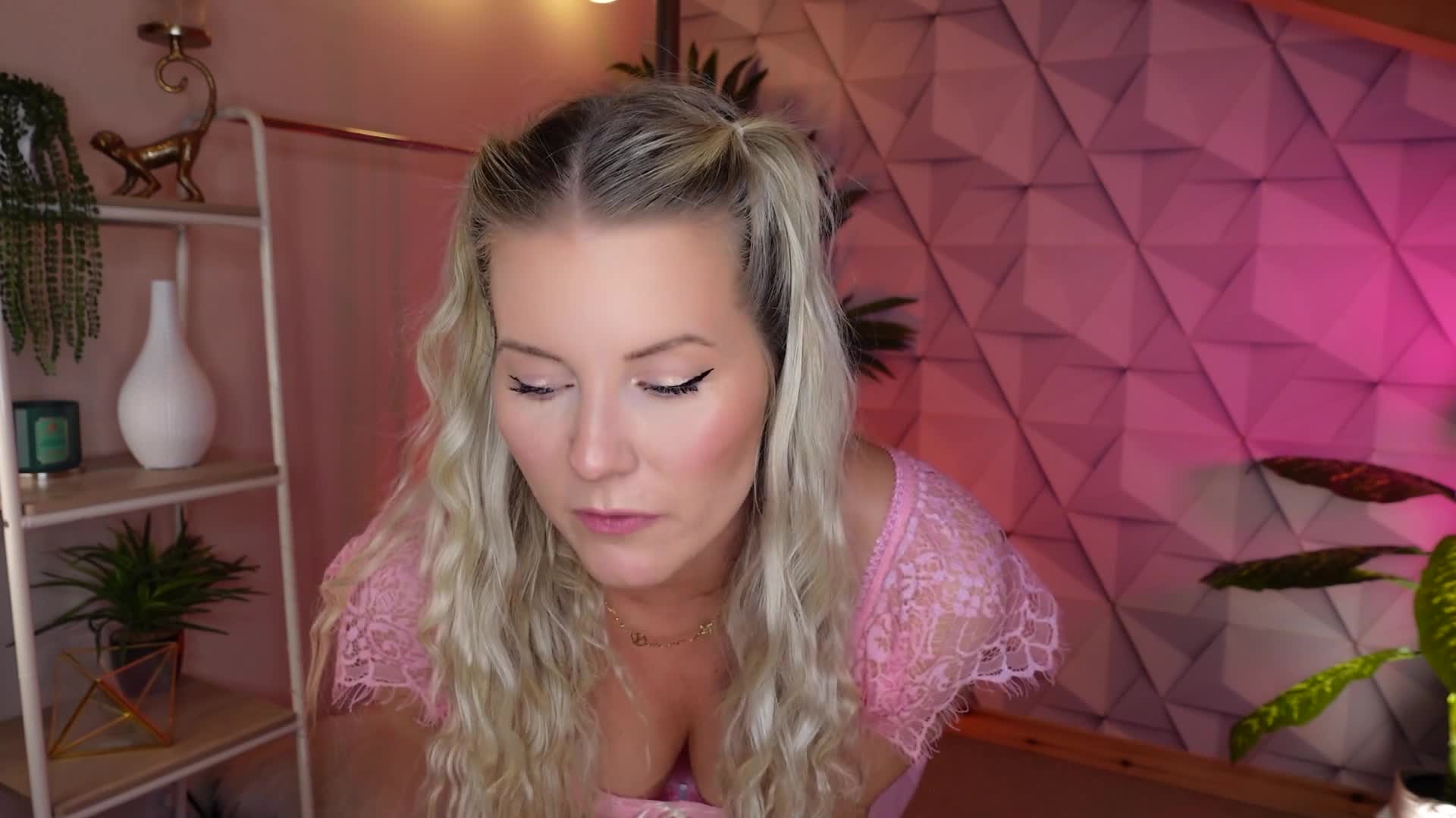 Kat Wonders OnlyFans leaked Kat Wonders Monthly Exclusive May 2022 on HDthot