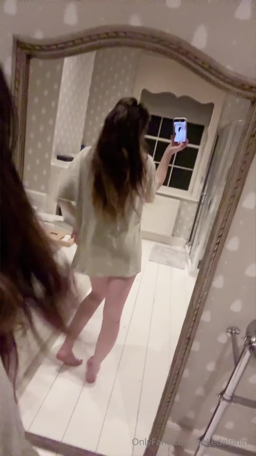 Belle Delphine Nude Addicted To Baths Onlyfans Set Leaked