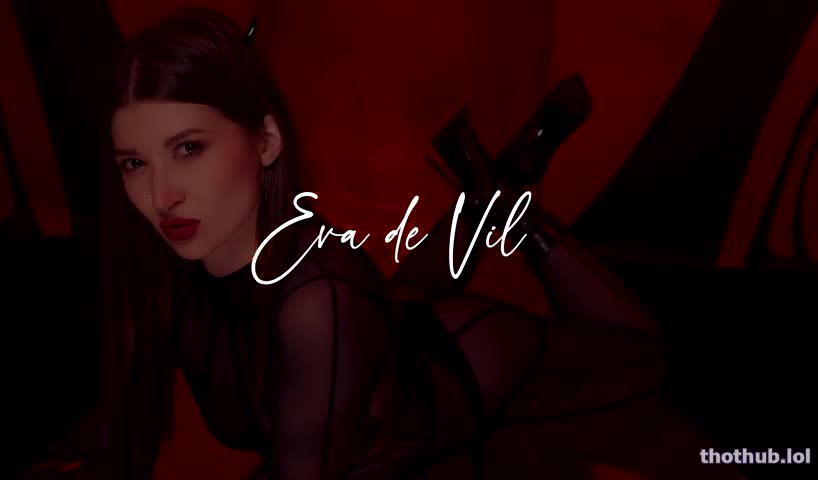 Eva De Vil Kissed Your Friend