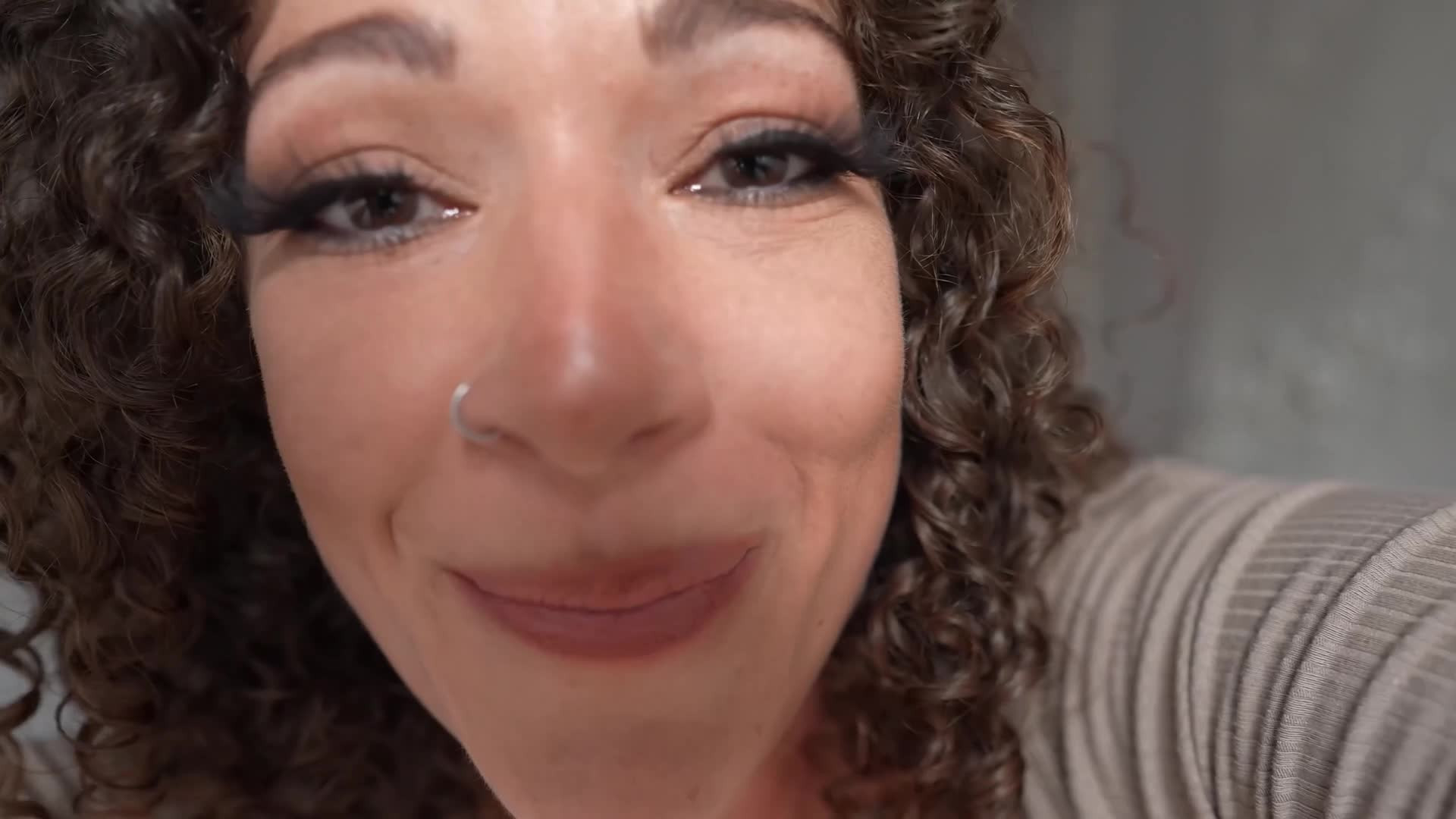 Sasha Curves - Mommy Issues
